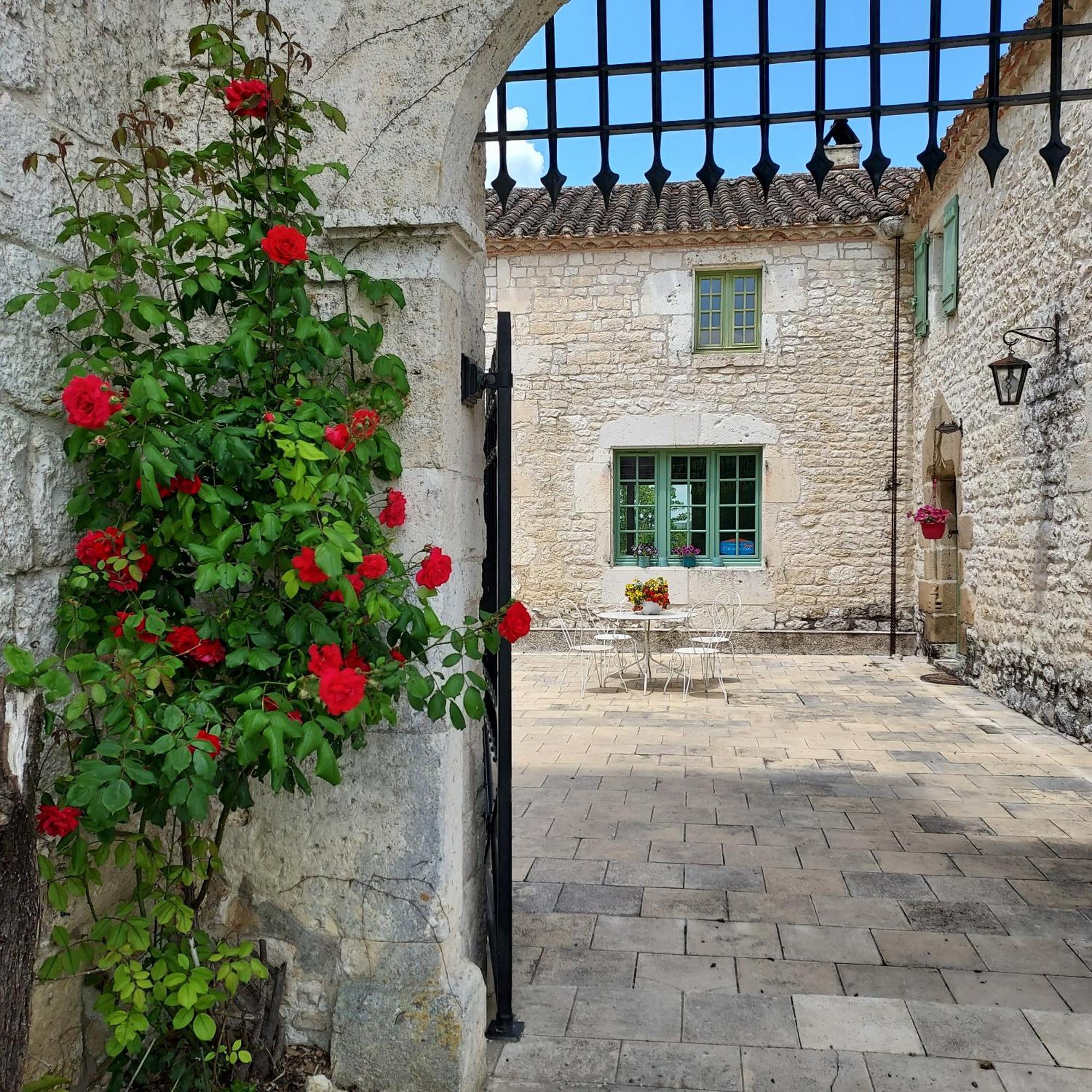 Manoir Le Moulinal47 - Vue Panoramique Hotel Courbiac Екстериор снимка